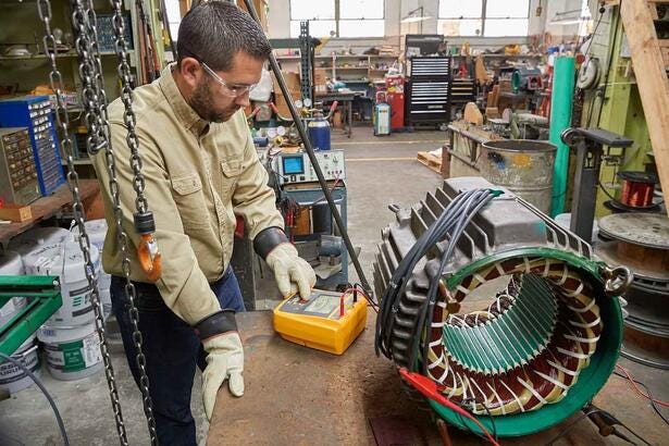 Fluke 1537 2500 V 500 GΩ Insulation Tester